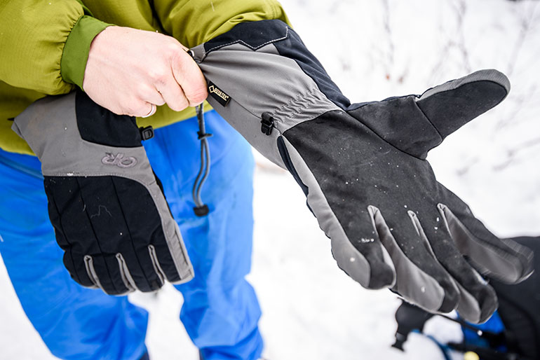 Ski gloves (Outdoor Research Arete)